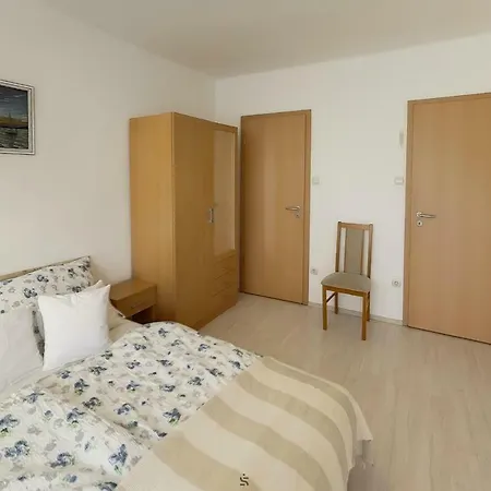Apartman Hajnalház