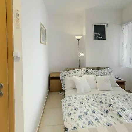 Hajnalhaz Apartmán *