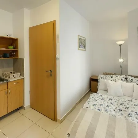 Apartman Hajnalház