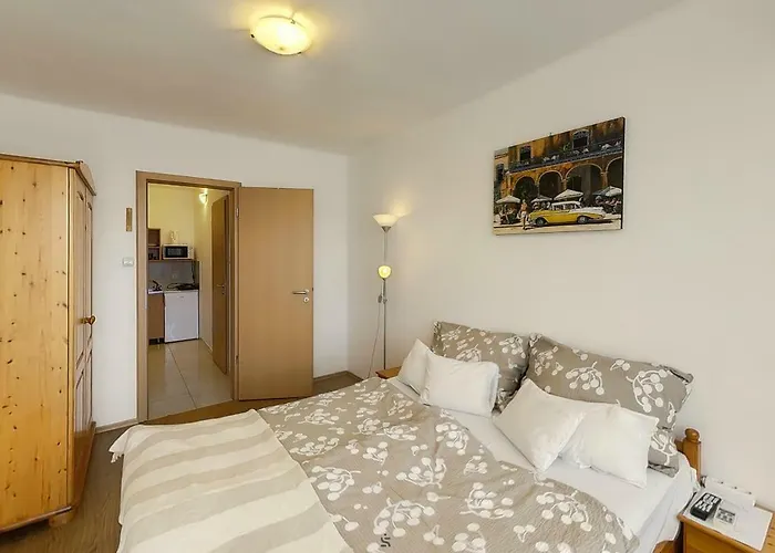 Hajnalhaz Appartement *